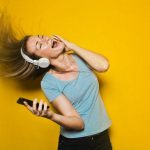 [Arrives in developer preview] Android R (Android 11) Airplane mode will not turn off Bluetooth audio when in use, suggests commit merger
