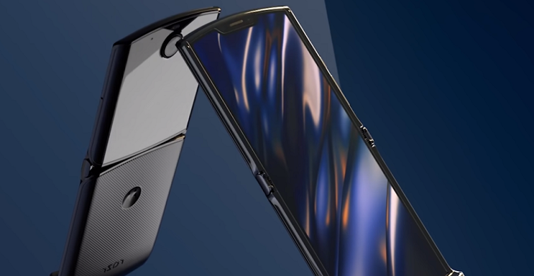 Motorola Razr foldable phone with 5G is in works