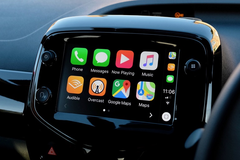 Want to open any iOS 13 app on Apple CarPlay? Try this jailbreak tweak