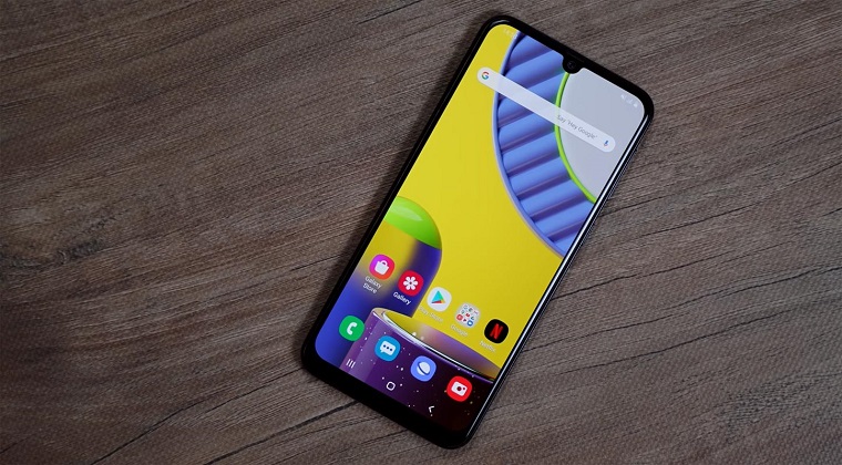 [One UI 2.1 released] Samsung Galaxy M31 RCS messaging support arrives in India with July security update while users await One UI 2.1