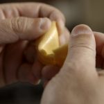 Bored during quarantine? Use this iOS jalibreak tweak and get random fortune by shaking device